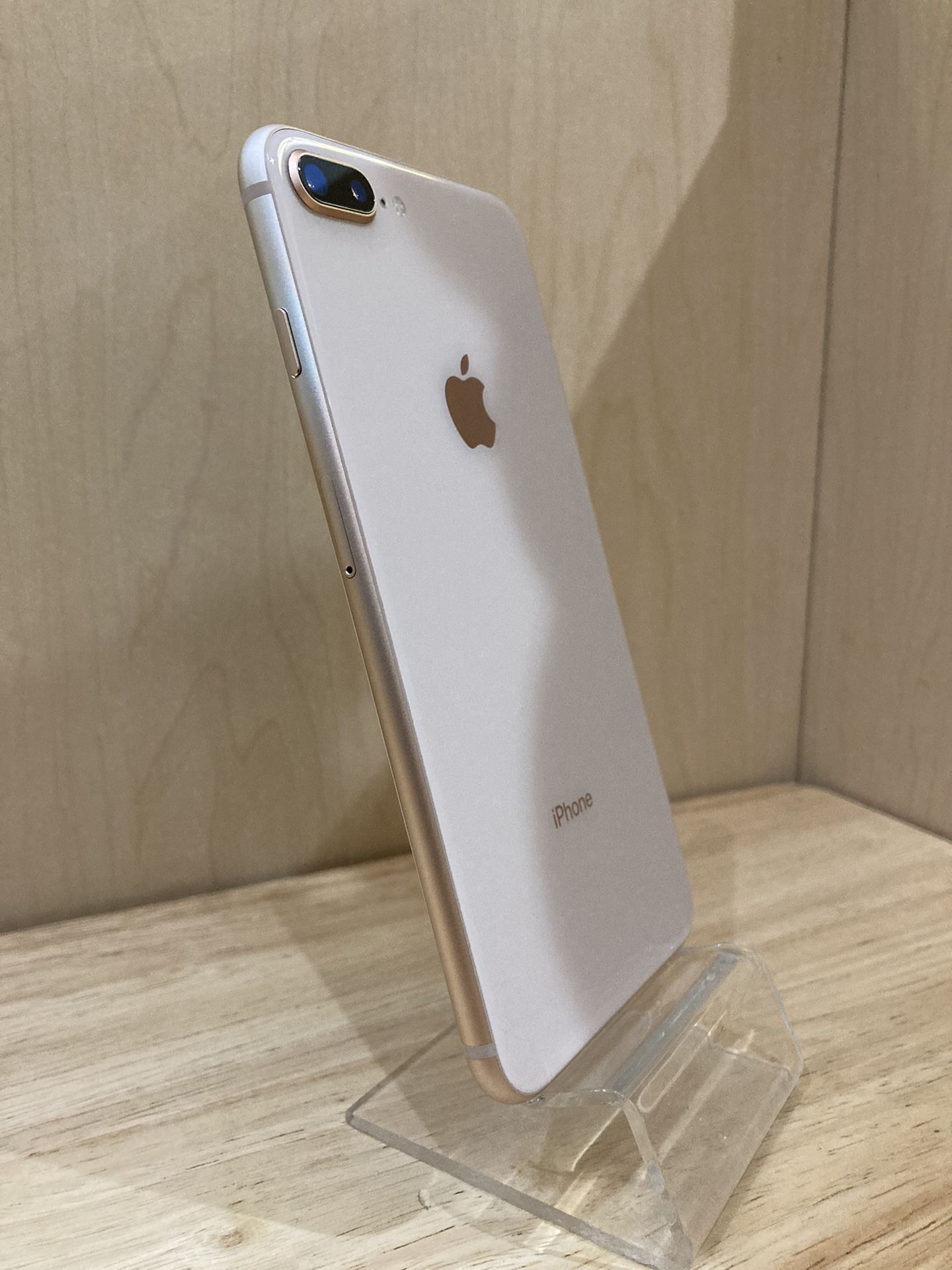 Apple iPhone 8Plus Rose Gold 64GB Factory Unlocked/ Liberado De Compania