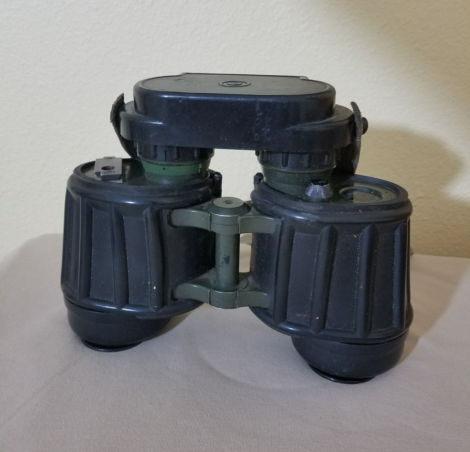 Carl Zeiss German Military Binoculars Jenna NVA 7x40