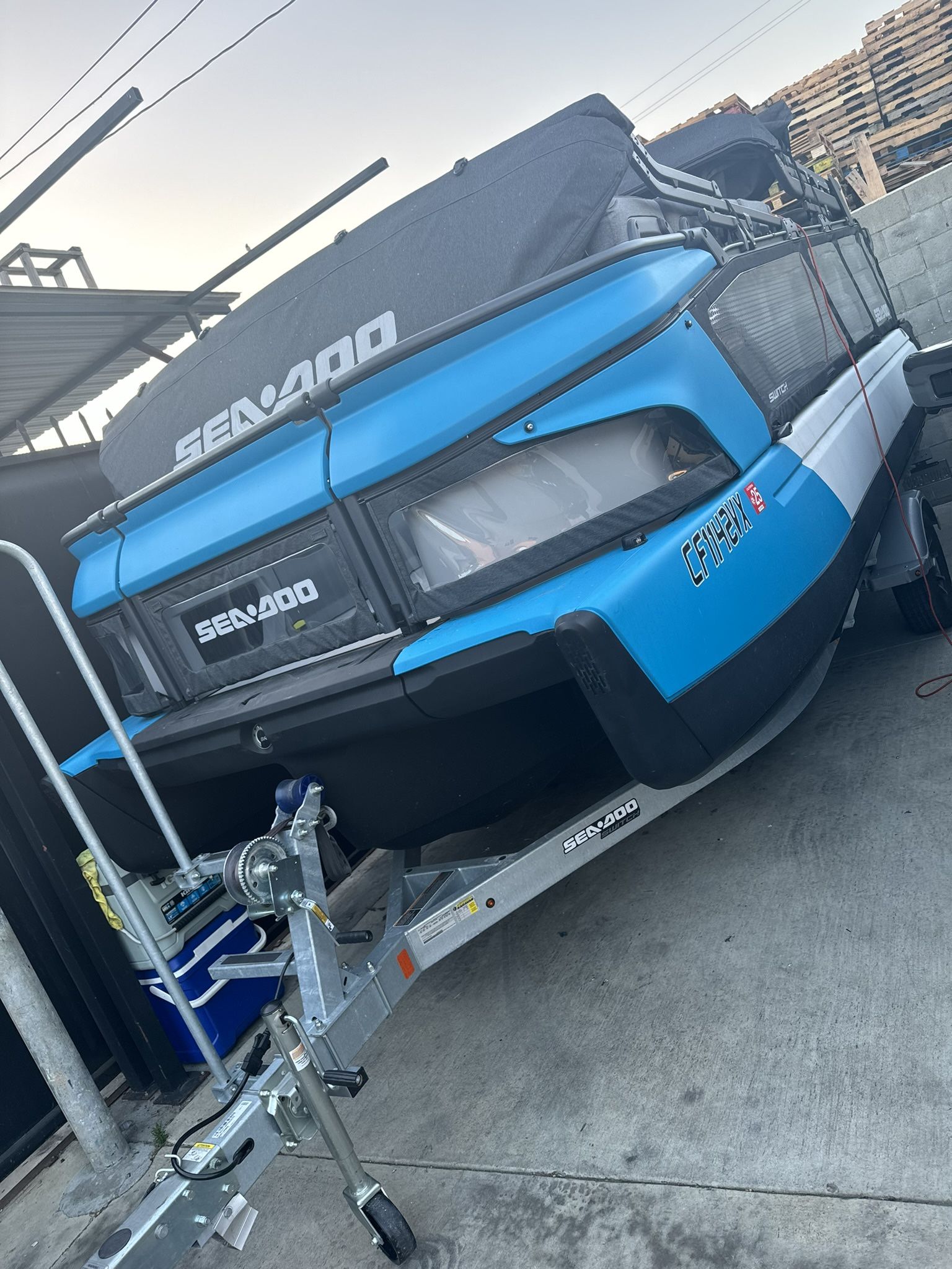 Seadoo pontoon