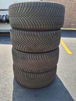245 40 20 michelin