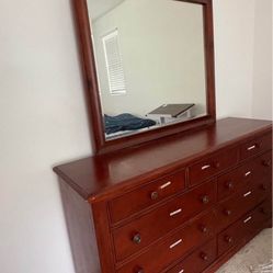 dresser with mirror 