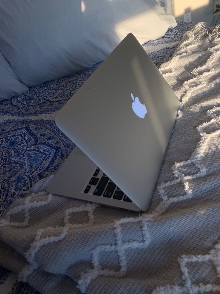 MacBook Air mid 2011 11 inch