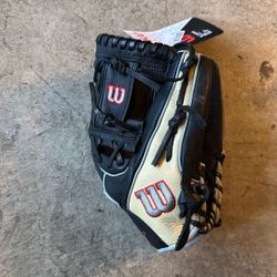 Wilson A500 New 11.5” Baseball Glove 