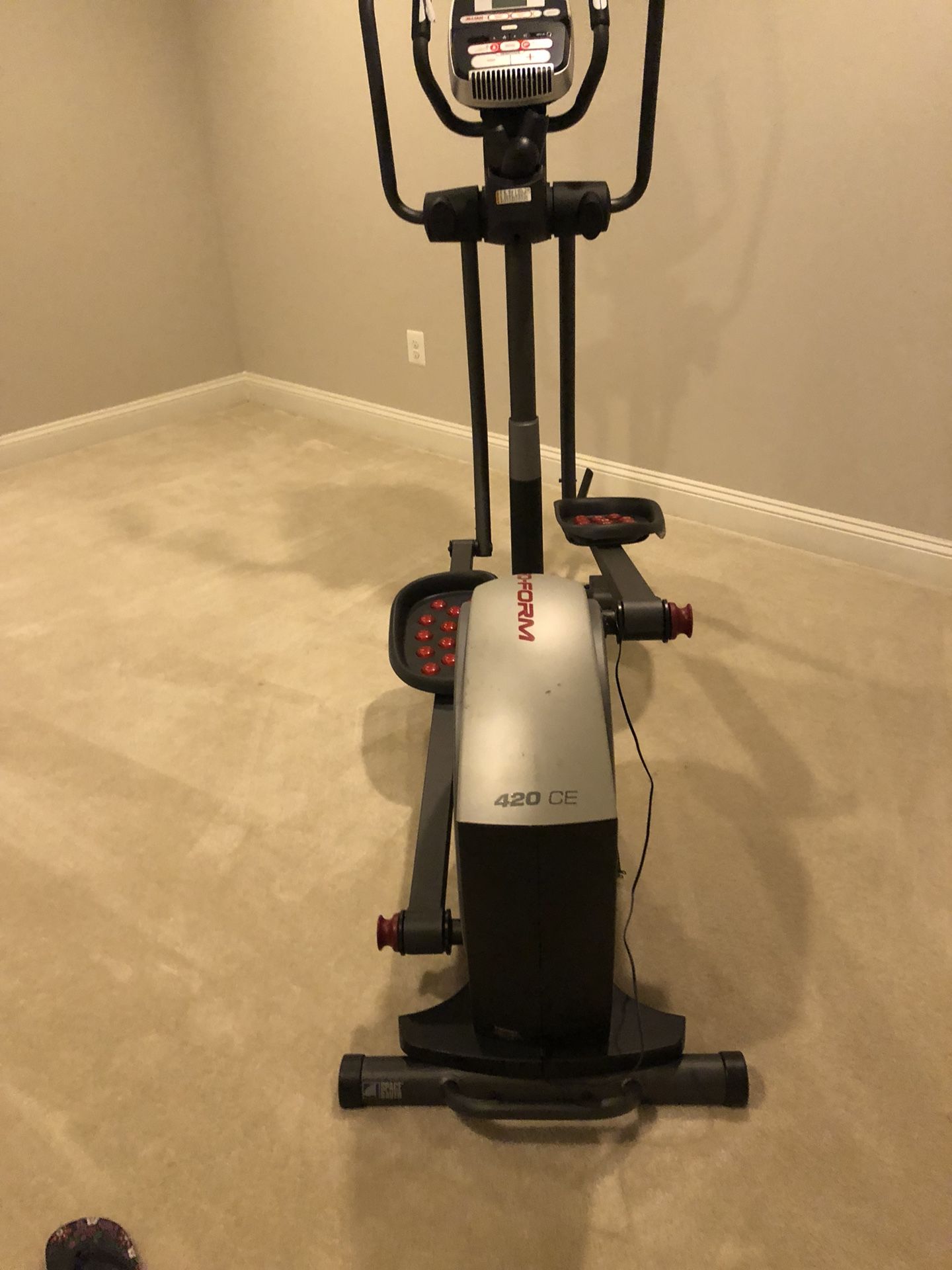 Pro form 420 CE Elliptical for Sale in Vienna VA OfferUp