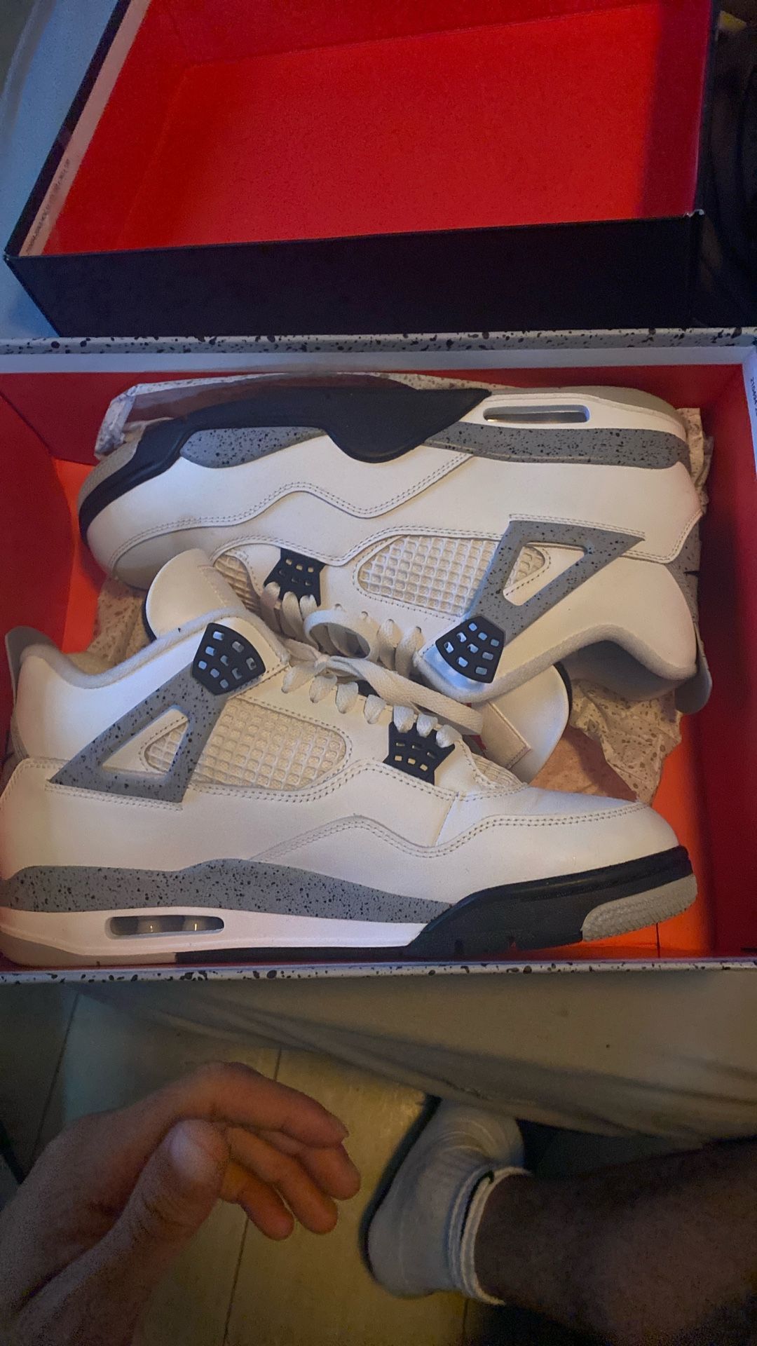 Jordan 4s