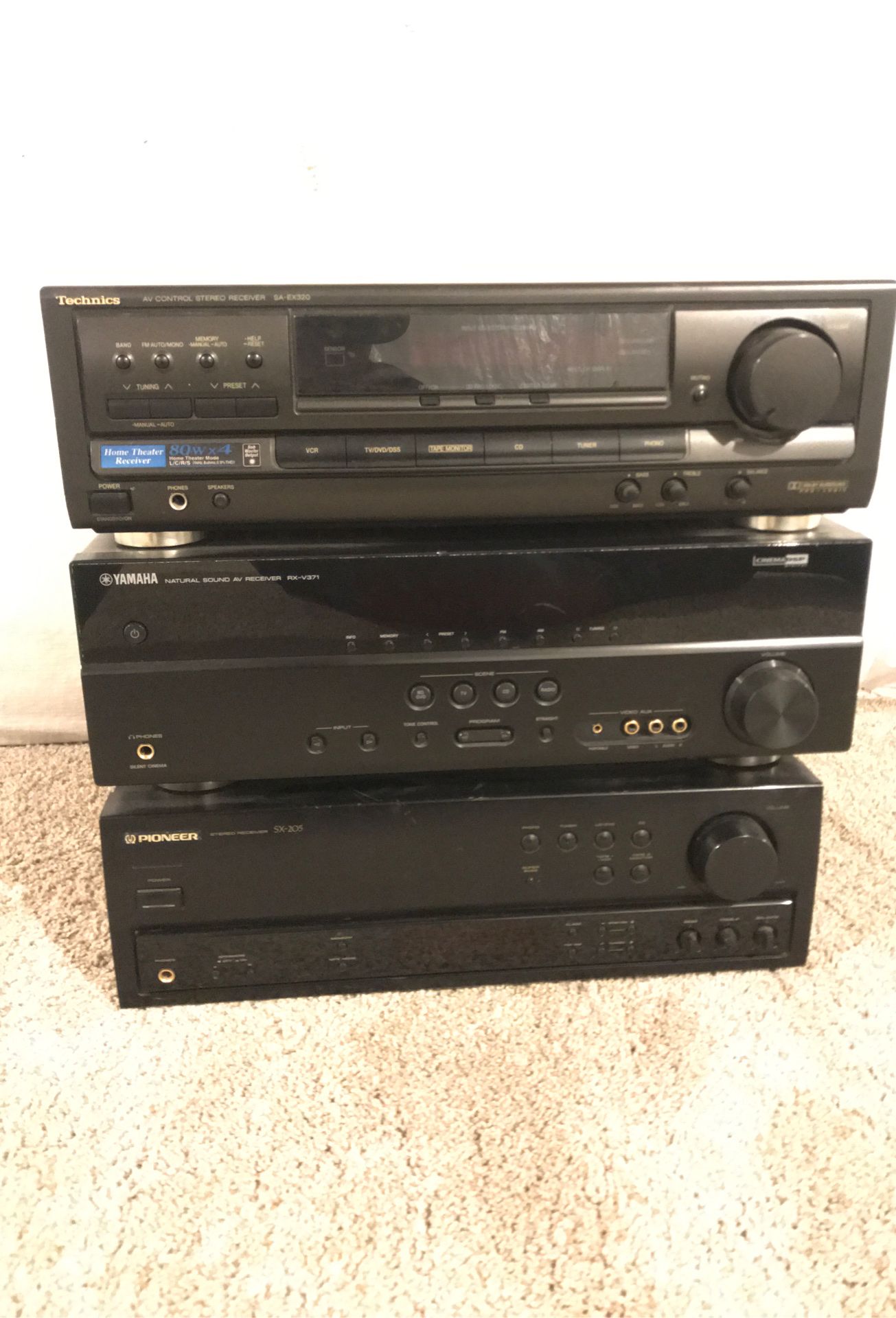 2 Stereo Receivers