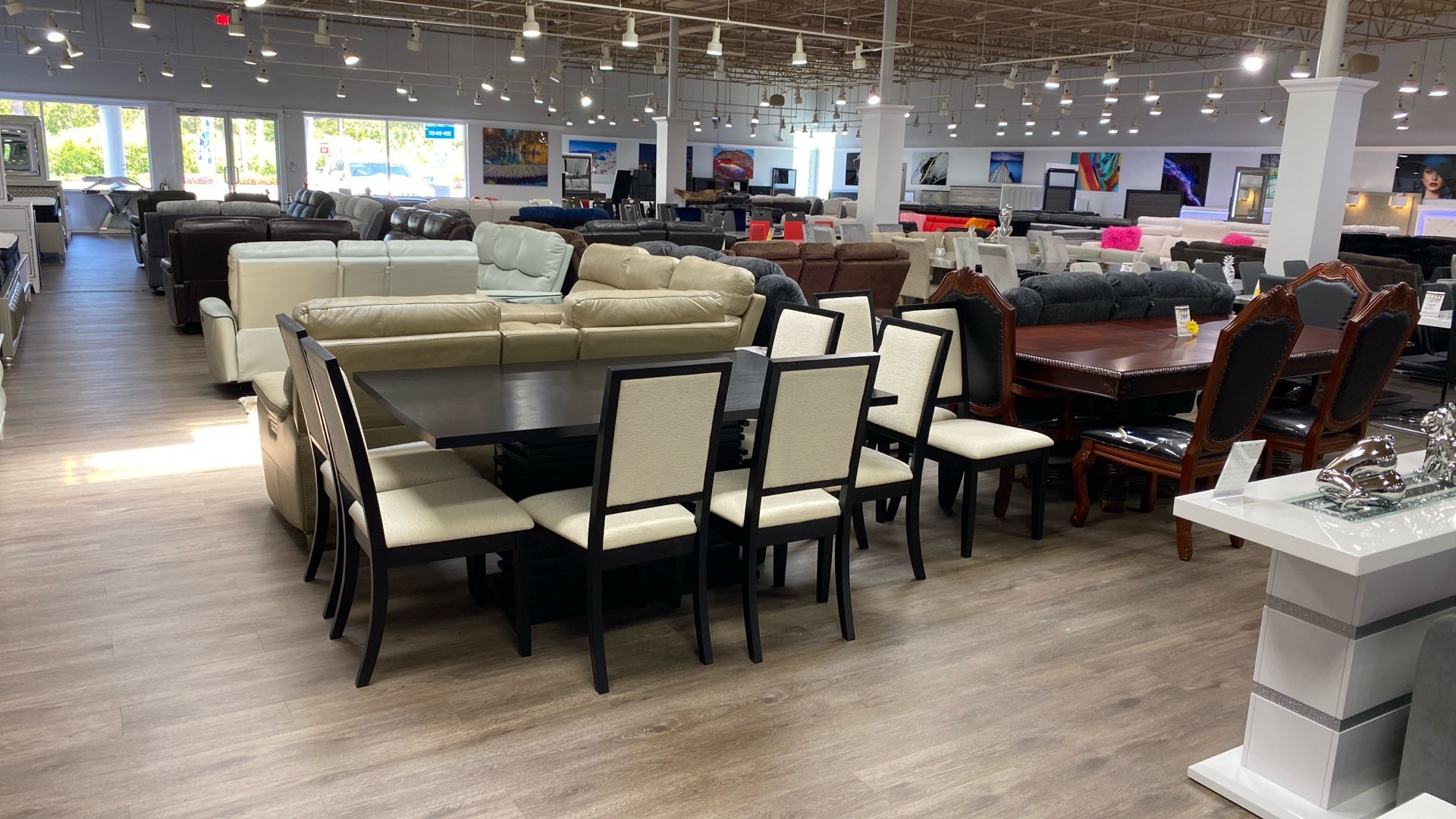 Table With 8 Chairs 🌟🌟 $699 WOW!