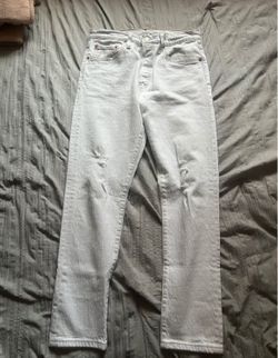 Levi 501 skinny light wash jeans - 28x28