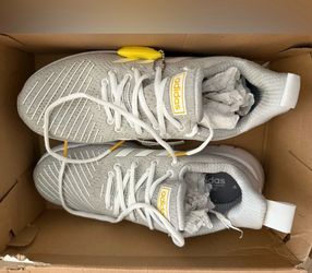 NWT grey adidas sneakers 7.5