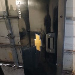 Chevy Silverado Tailgate 