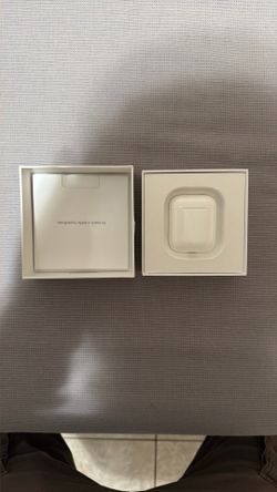 Apple AirPods (2nd Gen)