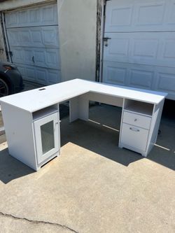 Bush Furniture Cabot L-Shaped Desk