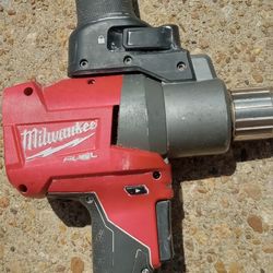 Milwaukee Mud Mixer