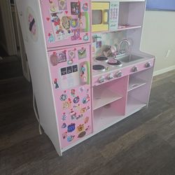 Free Play Kitchen 