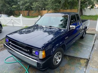 Mazda b2200