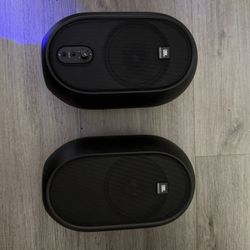 JBL 104 Powered Studio Monitors