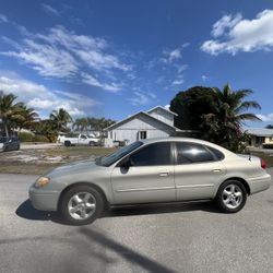 2007 Ford Taurus 