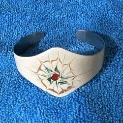 Enamel Floral Cuff Bracelet made in England Celebrity Jewels Retro