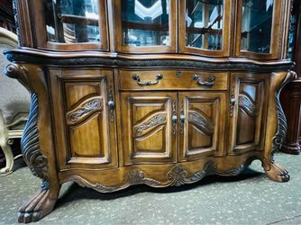 AICO By Michael Amini EDEN PARADISO China Cabinet