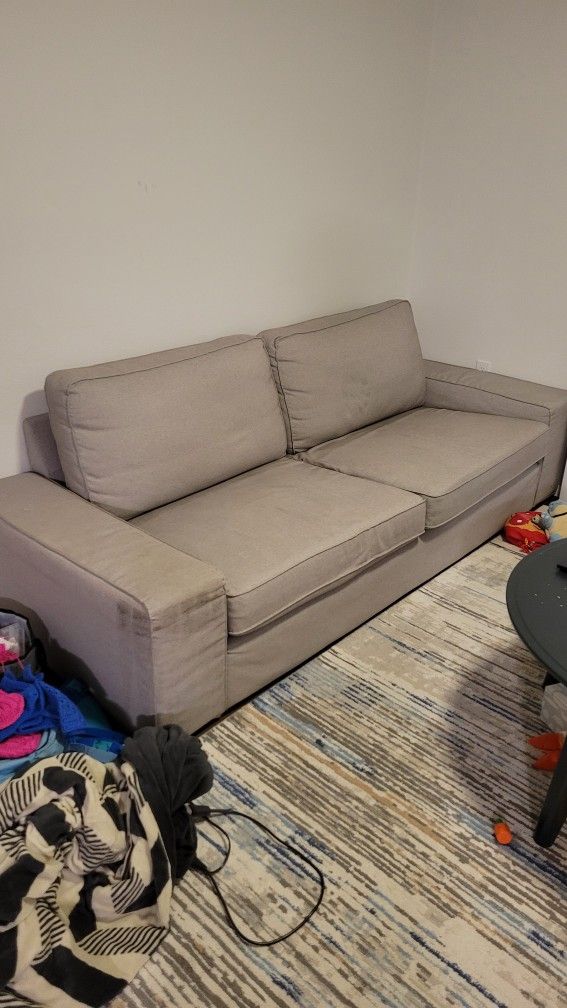 Kivik Ikea Sofa