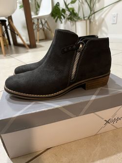 Women's Grey Ankle Boots / Booties Size 9
