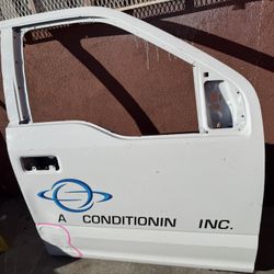 2015-2017-2019 Ford F150 front door RH