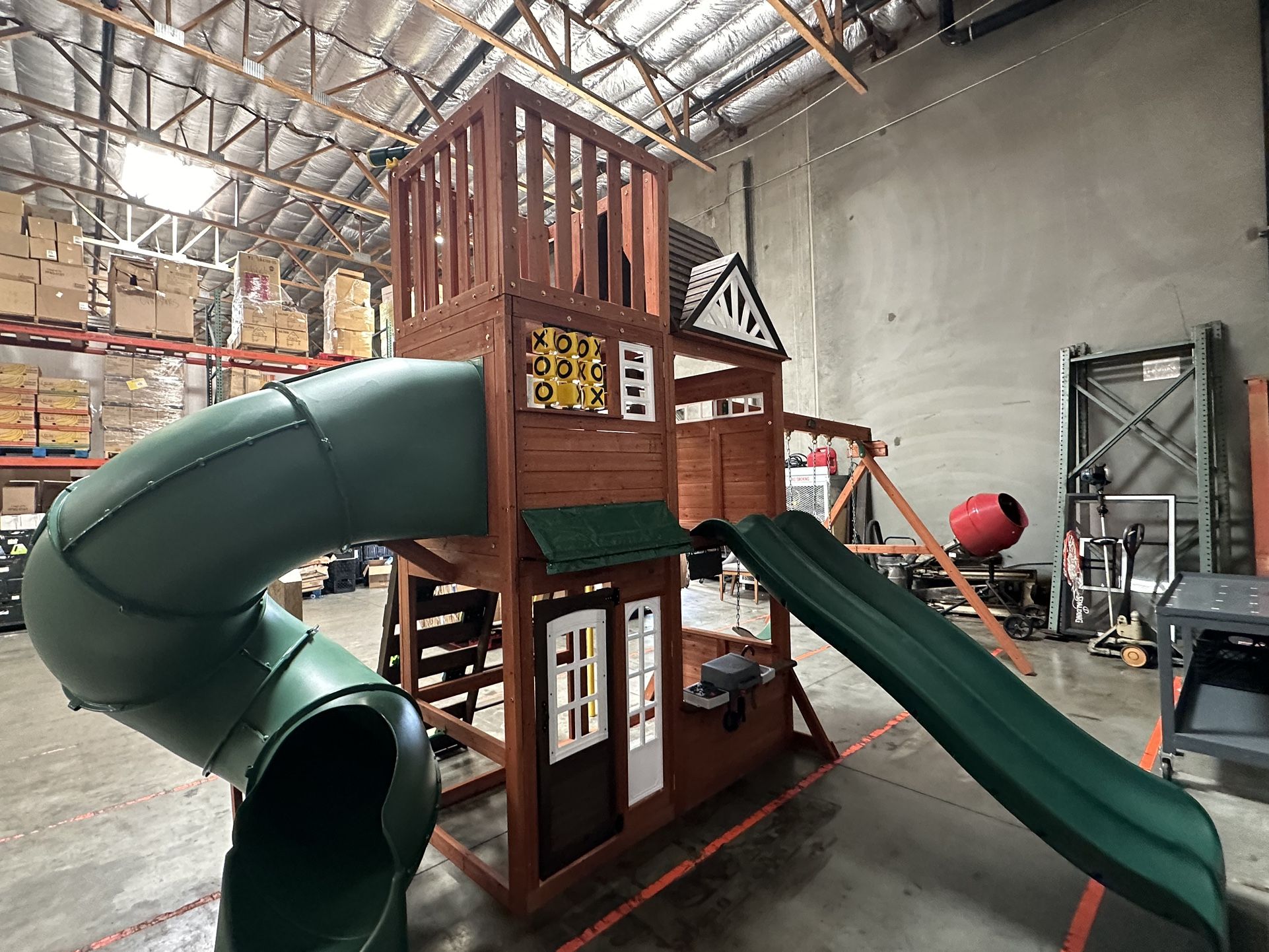 Playset Cedar Summit By KidKraft Hilltop BRAND NEW Never Used for Sale in Temecula, CA OfferUp