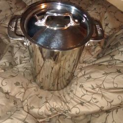 All Clad Stainless Steel 3.3 Qt With Strainer Ad Lid