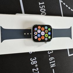 Apple Watch Series 9 45mm Cellular