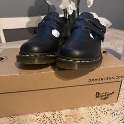 Doc Martens Mary Jane’s