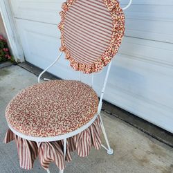 Beautiful Vintage Chair.