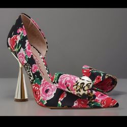  NWB Betsey Johnson Kyliee Leopard Floral Pearl Heels size 10 