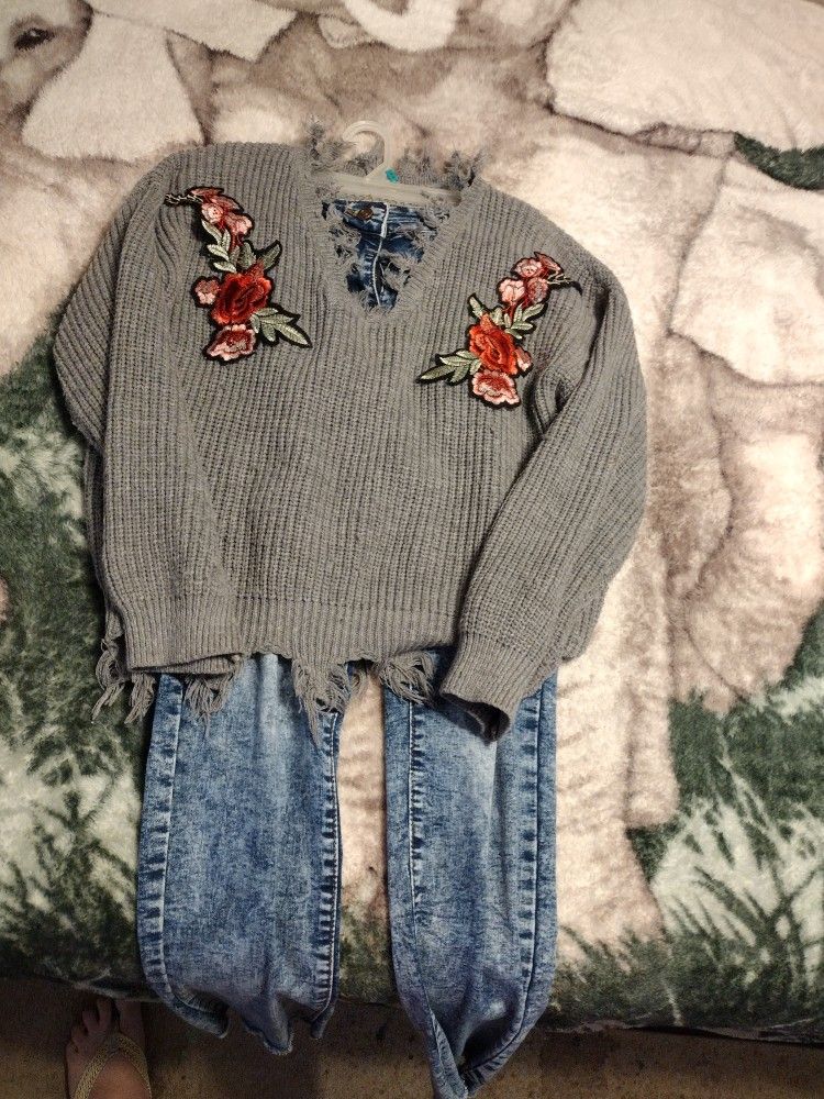 Sweater And Jean Outfit