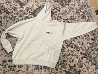 3x essential hoodie and yeezy X gap collab 3x