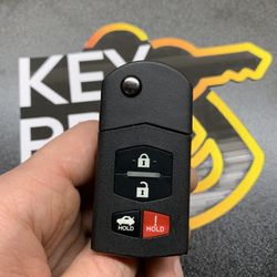 key Mazda  5 
