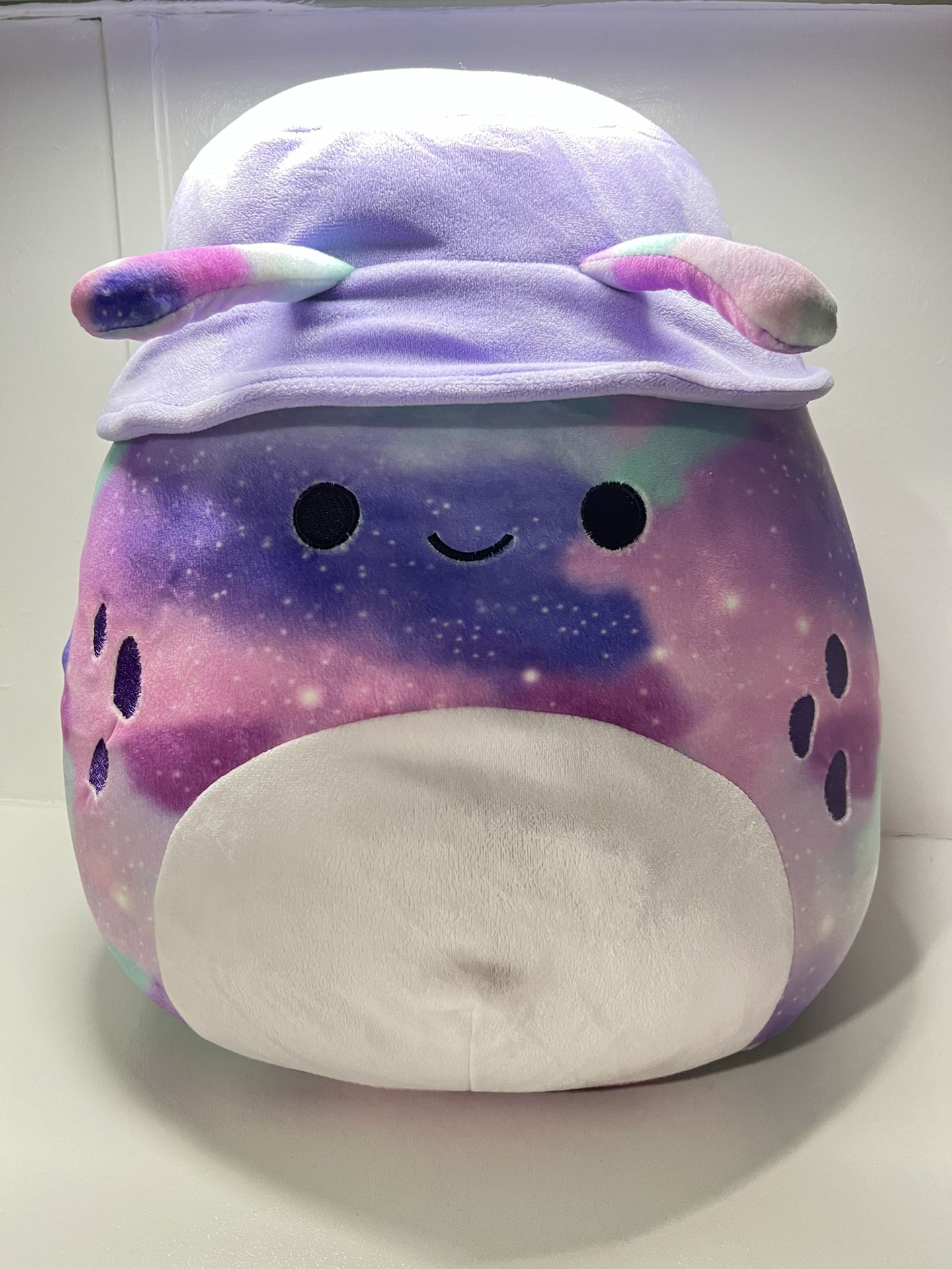 Squishmallows Daxxon the alien with Hat 16”