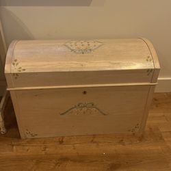 Vintage Chest