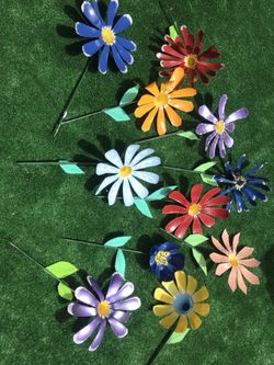 Decorativas flores pláticas