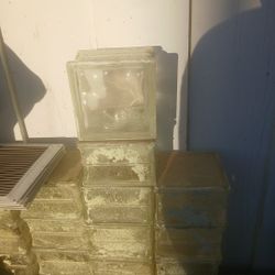 25   6×6×4 Glass Block