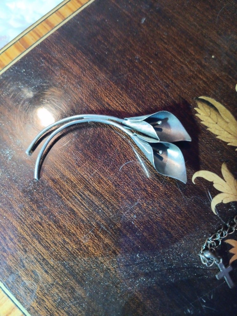 Vintage Brooch Sterling