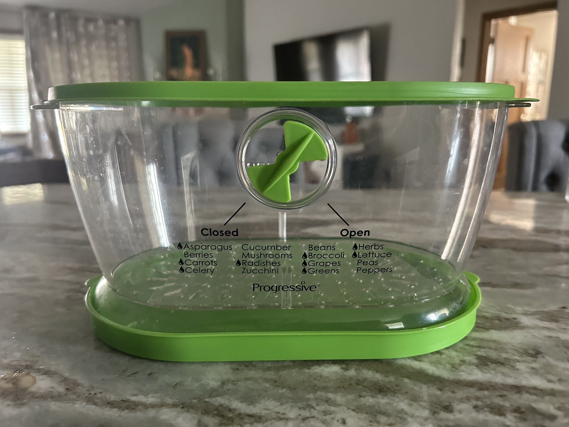 Vegetable Keeper/strainer (Brand New)