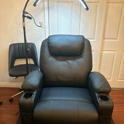Black Lash Recliner + Moon Lamp Light