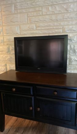 32 inch RCA tv no stand