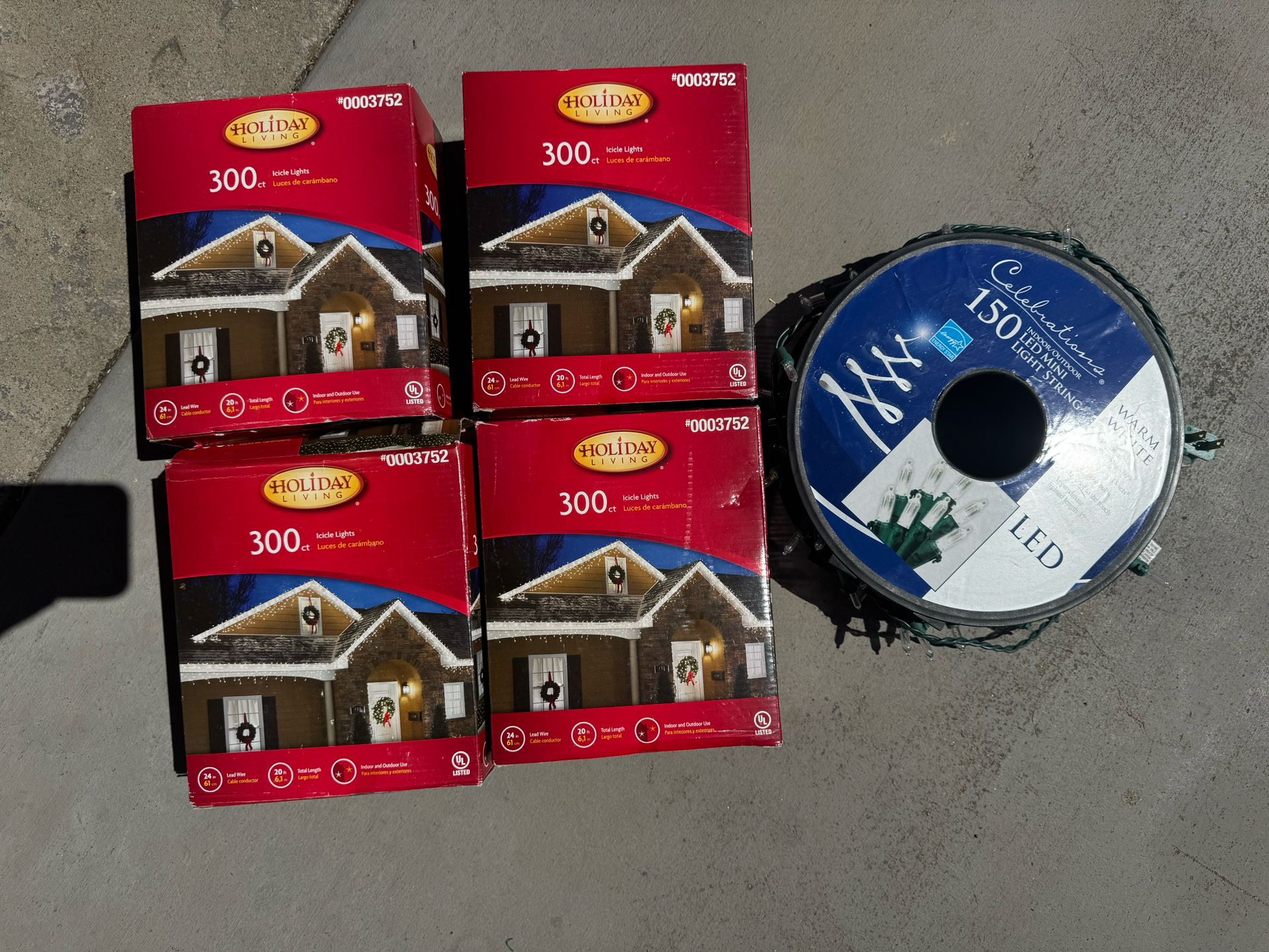 4 New In Box 300ct Icicle Lights Plus Spool Mini Led
