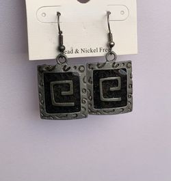 Square Earrings 