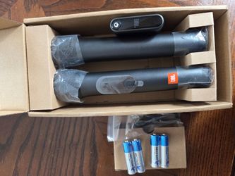 JBL wireless microphone set