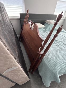 Antique Bedframe with free mattress