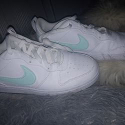 Size Six Mint And White Nike Trainers New