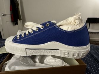 Burberry Shoes Size 9