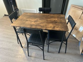 Kitchen table